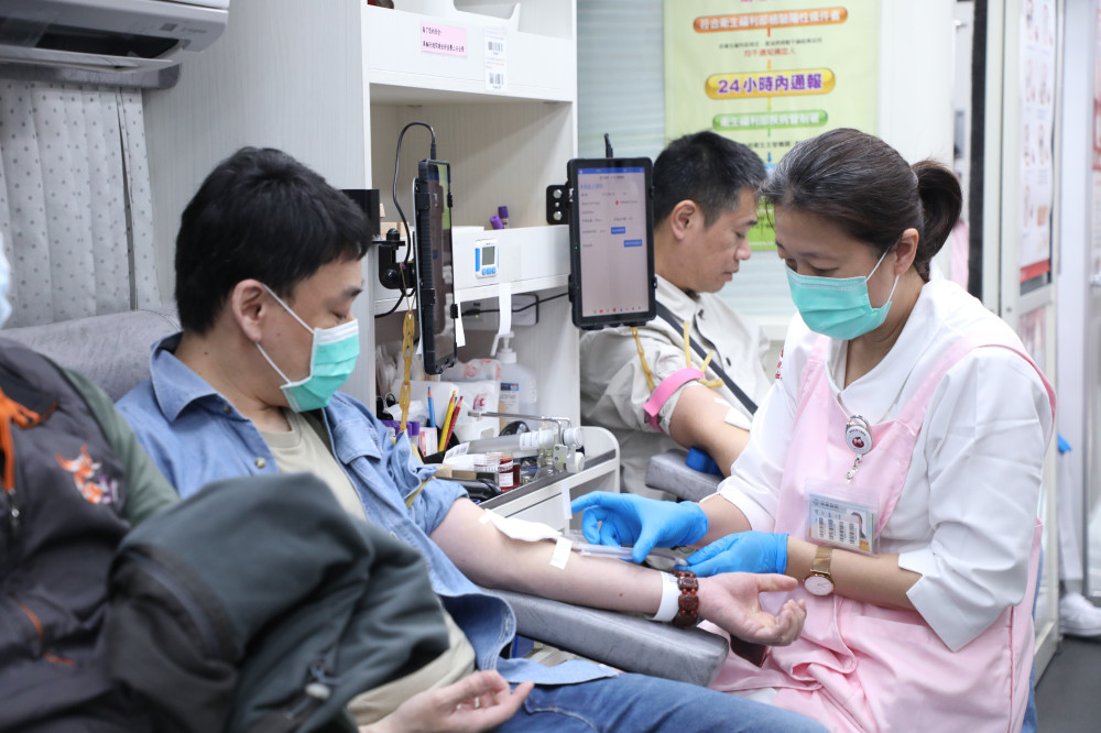 熱血台中！2026捐血嘉年華台中首航   盧秀燕籲挽袖解血荒  攜手讓愛永續