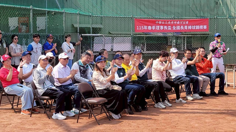 不老棒球魂！春季長青棒球賽台南開打，全台 15 支 60U 勁旅共襄盛舉