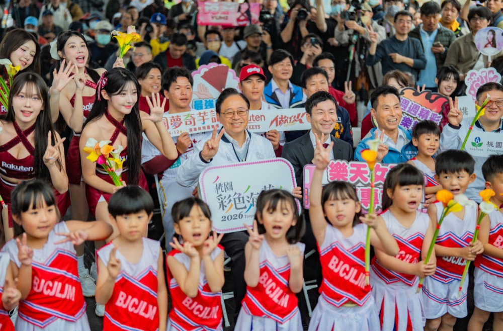 2026桃園彩色海芋季結合樂天桃猿盛大開幕　張善政祝新賽季戰績與花海雙雙燦爛