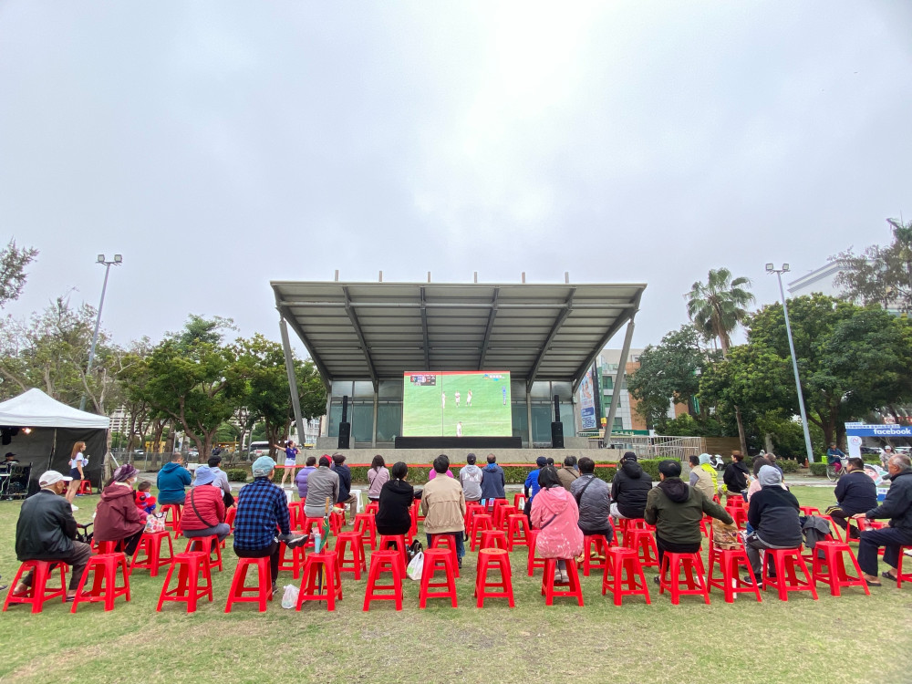 WBC經典賽開打！台南雙場地戶外轉播熱血沸騰 黃偉哲與千名球迷齊心應援