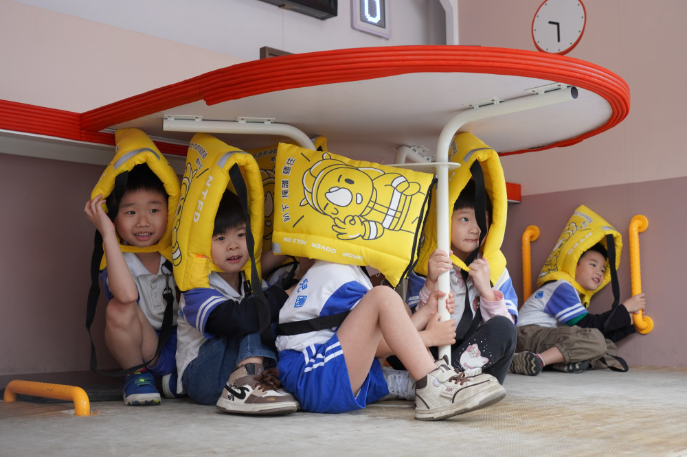 兒童月放電也要會自保！新北市民廣場20攤闖關＋首度地震體驗車登場