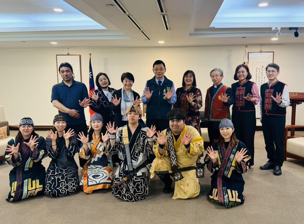 台日原民文化交流！日本札幌大學拜會南市府 深入對話西拉雅與愛努族政策