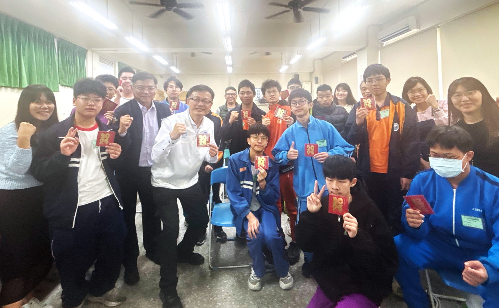 新北技藝教育扎根「綠領人才」 　國中技藝競賽納入電動機車項目