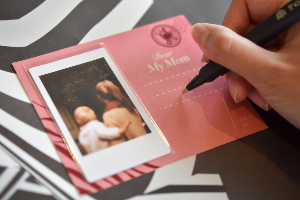 今年母親節 ，把愛印成一張照片！  ZEBRA義式餐廳「Dear Mom」推限定套餐