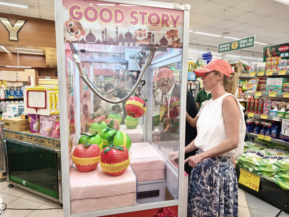 紐西蘭Dazzle炫麗蘋果新貨到港 楓康超市4/17起全台率先開賣