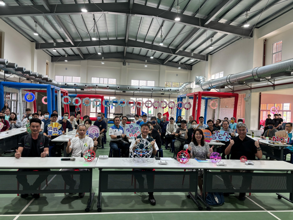 臺南首辦無人機足球師培　120名教師參與　為科技教育再開新頁