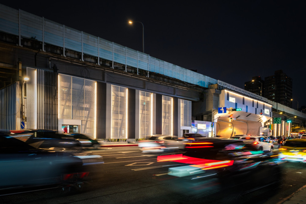 新北市民生陸橋立面改善正式完工　打造更明亮的「人本步行環境」　