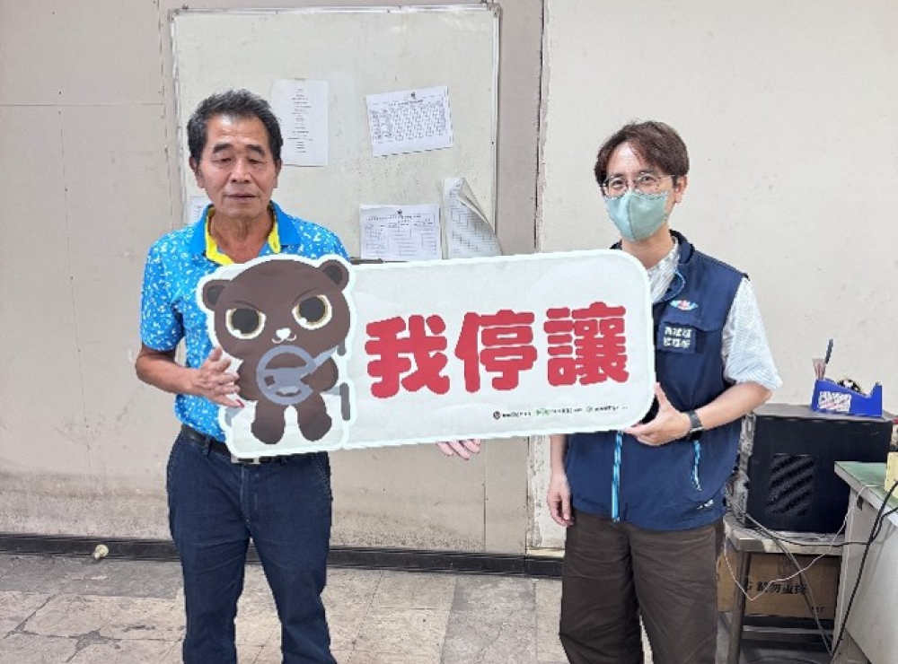 路口轉彎先停再走  高雄區監理所強化駕駛安全教育降事故