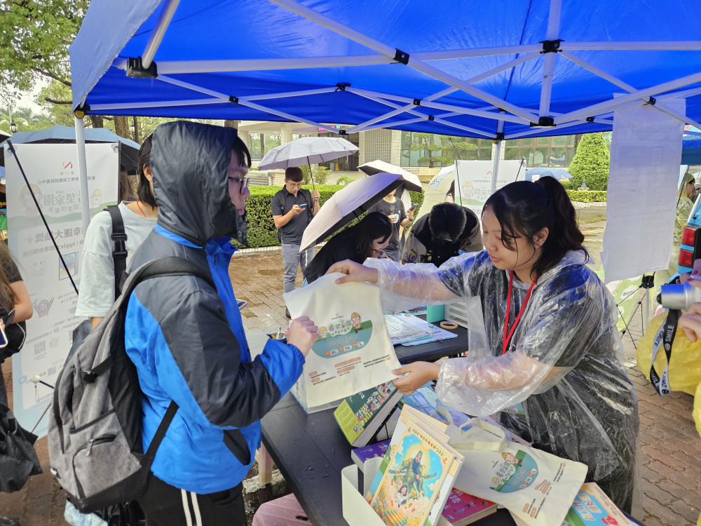 南市勞工局「希望家園‧就業快餐車」80 場巡迴宣導全市走透透