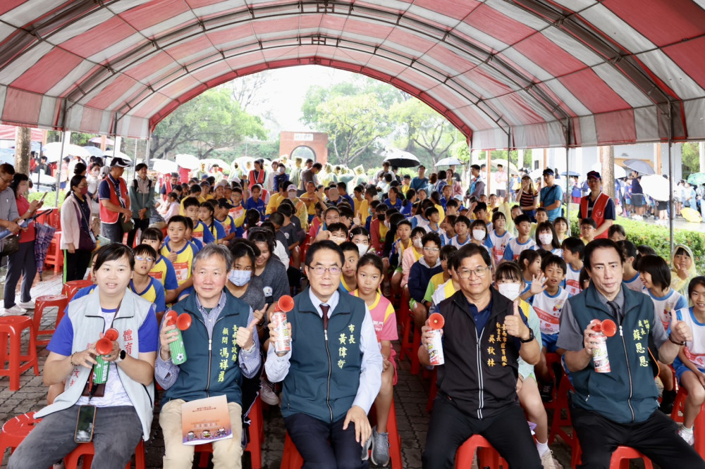 臺南馬拉松接力班際賽登場　1,500名學生展現團隊精神