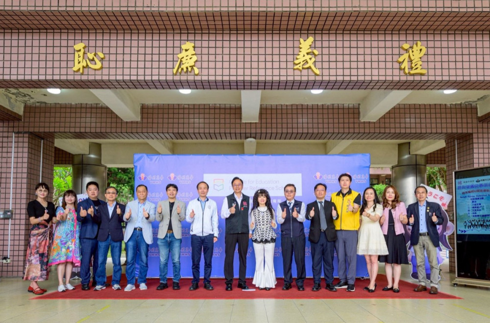 陽明高中獲Google最高階教育認證　張善政期許打造AI智慧校園新標竿