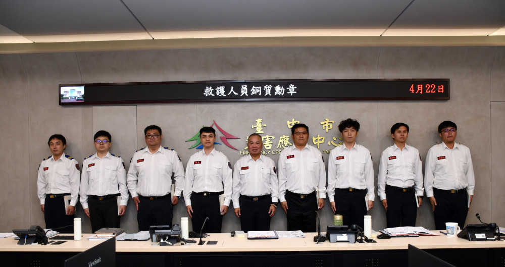 中市消防局再添22位銅質勳章得主 肯定救護同仁成功搶救生命