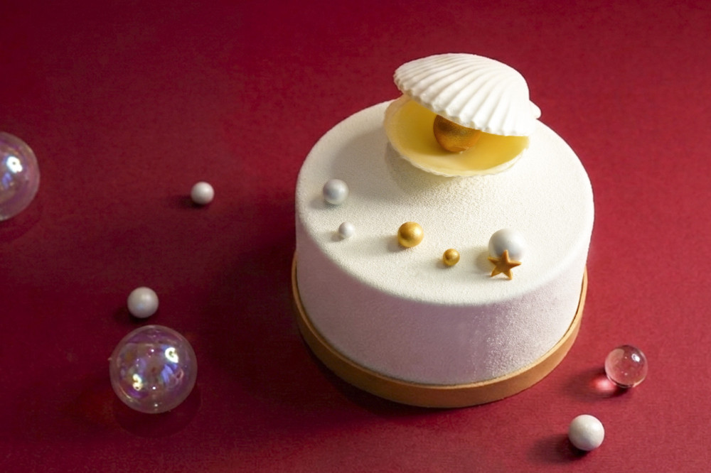 台中福華母親節蛋糕「Pearl珍珠」限定登場 燕窩、珍珠粉入餡 早鳥980元再送全家福攝影優惠