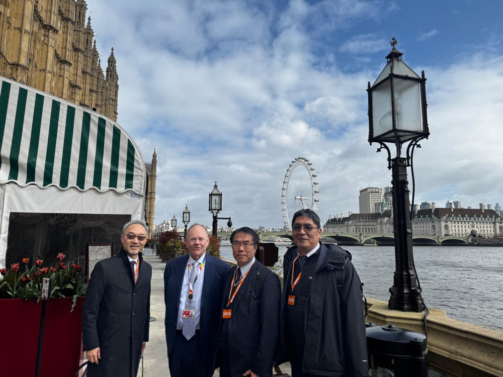 臺南市長黃偉哲首訪英國國會！會晤李納德勳爵，深化台南與大不列顛半導體科技連結
