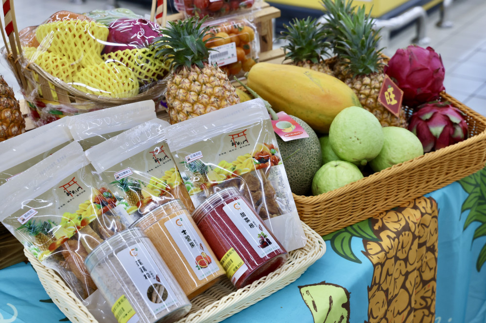 清明連假必逛！台南優質農產直送台中愛買，黃偉哲：選購最安心的府城好滋味