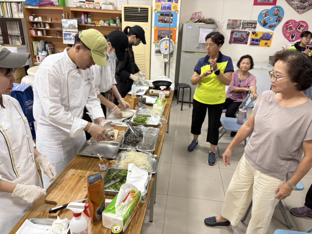 嘉藥USR計畫深耕西港 創意胡麻料理與精油香氛守護長者健康