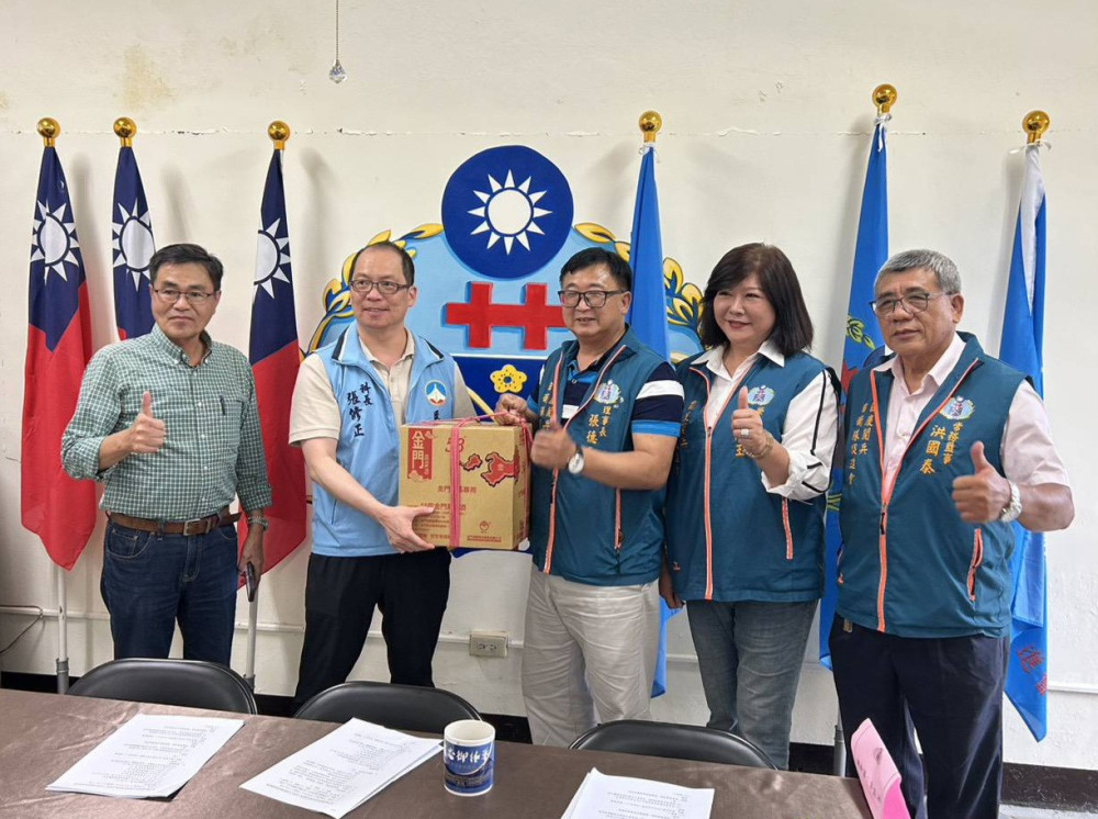 國慶閱兵自衛隊促進會理監事會 歡喜慶賀母親節