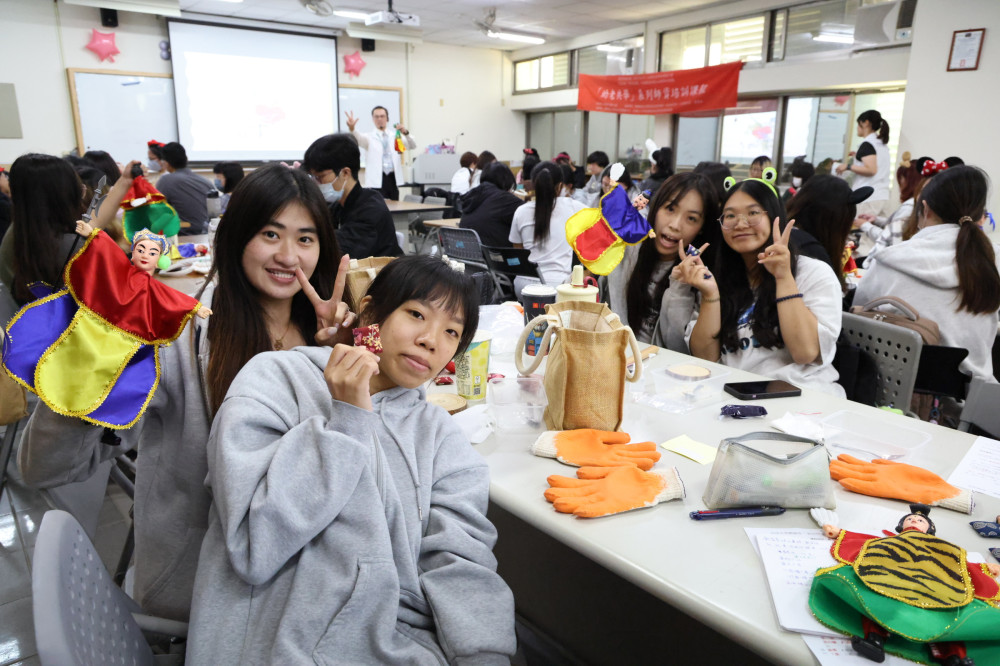 嘉南藥理大學成立南部唯一幼老共學人才培育中心　推動跨世代教育新模式
