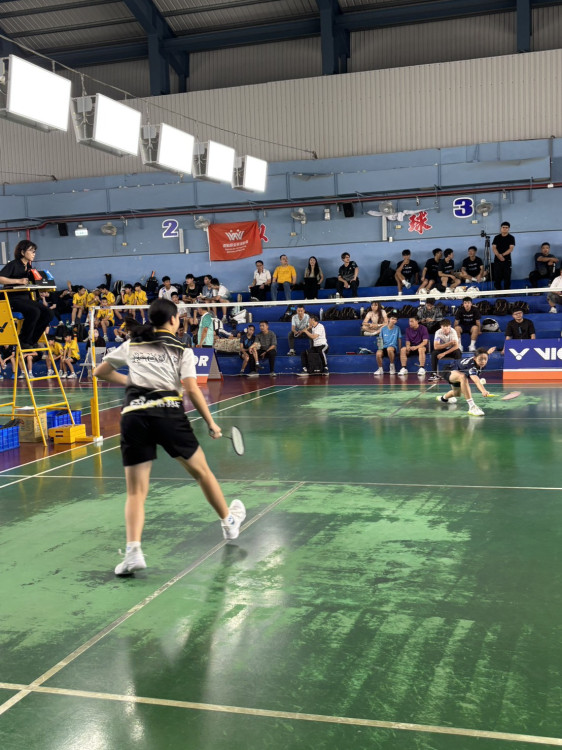 臺南中小學羽球對抗賽登場 千名選手同場競技