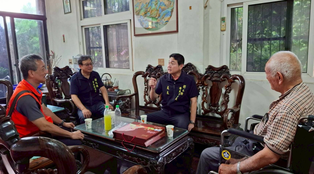 彰化榮服處結合智慧醫療宣導 關懷守護老英雄健康