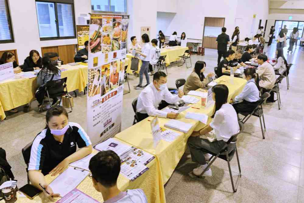 竹市大專青年公部門暨企業暑期工讀5/16徵才　3大領域釋出359個職缺