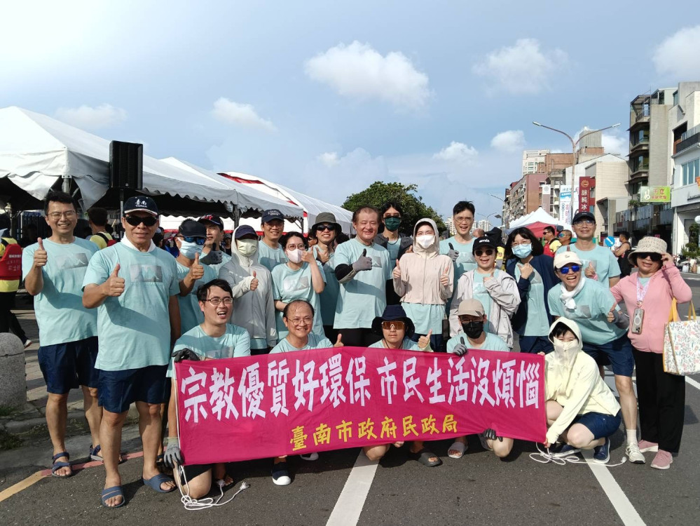 臺南民政局龍舟隊奮戰到底 勇奪龍舟賽精神總錦標