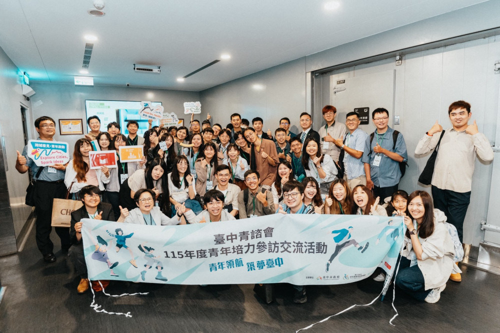 中市青諮會走進民主殿堂　立法院長韓國瑜勉勵青年關心公共事務