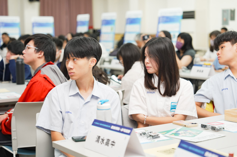打造自主學習與跨域探究交流舞臺　新北30校高中生齊聚秀成果　