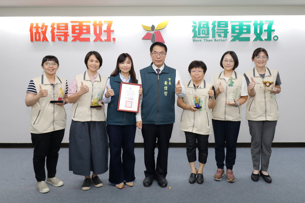 臺南衛生局勇奪13項大獎 防疫與口腔健康蟬聯六都第一