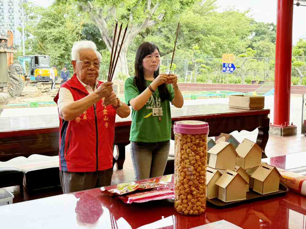 創世「築院＋1」助嘉義建院　新竹院祈福「築院小屋」 邀民眾力挺＋1