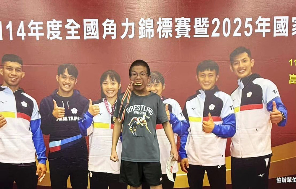 新北攜手張榮發基金會支持新二代勇敢追夢　 323名新住民子女獲頒獎助學金