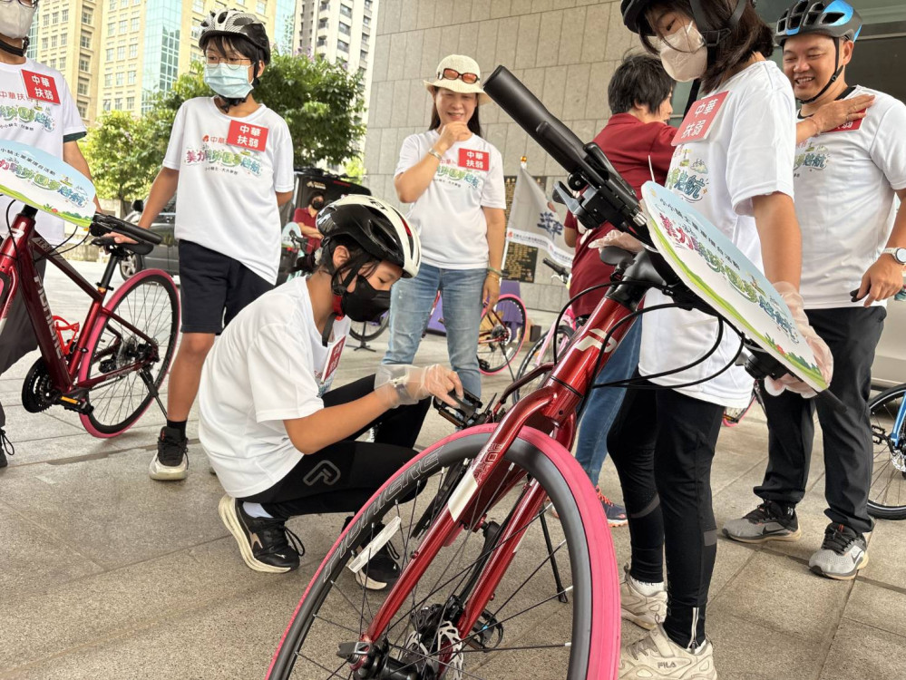 迎戰命運風阻！ 金牌領騎VS國手教練 攜手成就「三葉草」