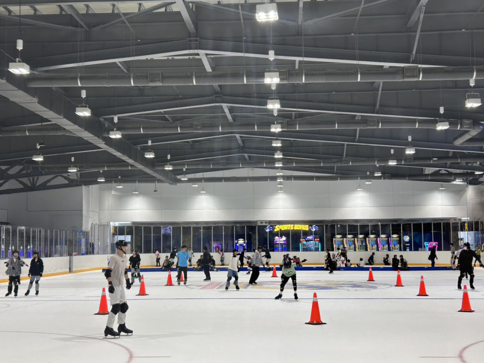 試營運3天逾8,000人進場！ 北屯國兒運7/3正式開幕  中部最大滑冰場吸人潮
