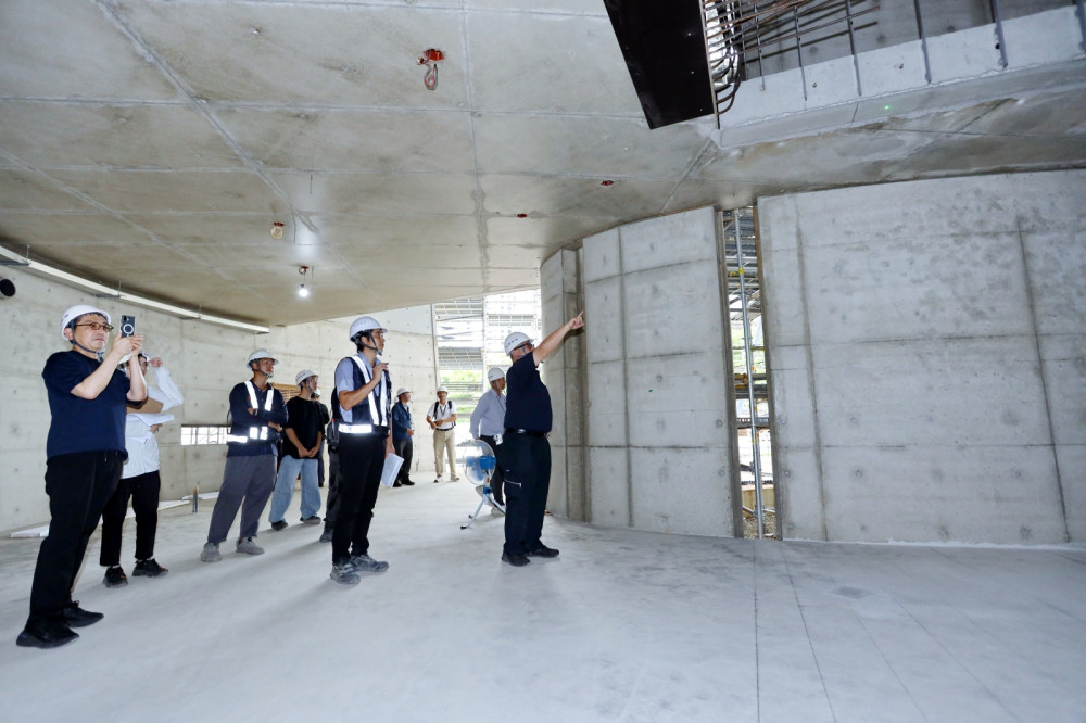  安藤忠雄建築研究所代表來台檢視工程進度 「童書之森．台中」逐步實現閱讀夢想