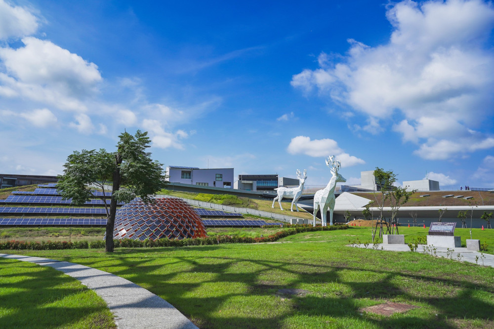 臺南光電備案容量突破5GW 綠能供電助攻南科產業發展