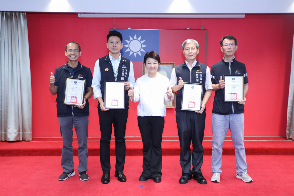 中市智慧交通獲中央肯定！TDX評鑑勇奪雙特優等4項大獎