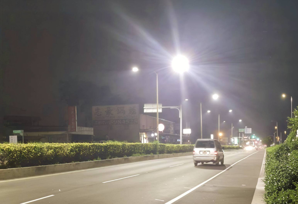 台南智慧路燈效益爆棚 年省2億電費、減5萬噸碳排