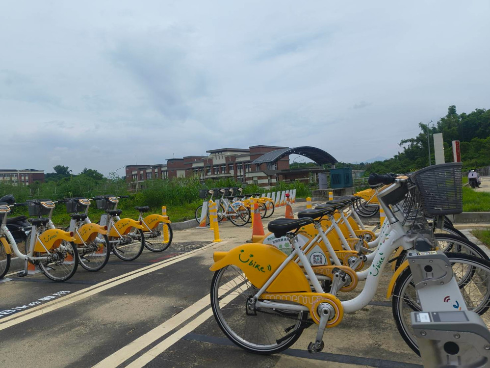 關廟「陸軍砲指部」YouBike站啟用 串聯公車打造便捷交通網