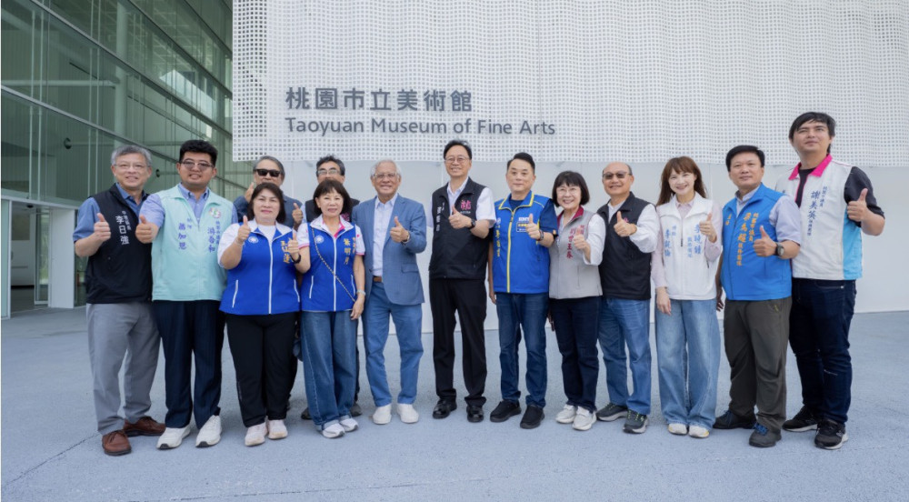 桃美館「輕、透、亮」特色空橋竣工　張善政：串聯大小美館打造桃園文化新地標