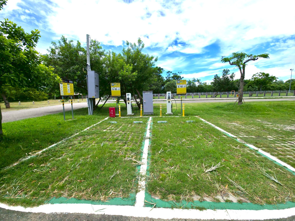 落實淨零永續！台南完成202處充電站建置 第九批樁位正式啟用