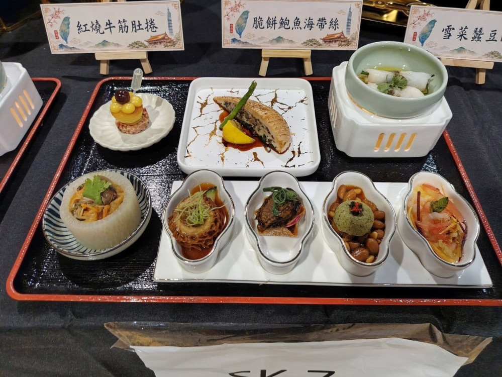 嘉藥曾楷勛代表台灣征戰馬國環球廚藝賽 勇奪雙料金牌總冠軍獲總統接見