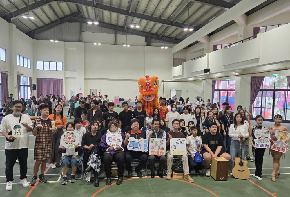 北台南家扶集結青少年服務網 溪北青春市集用行動創意展自信活力