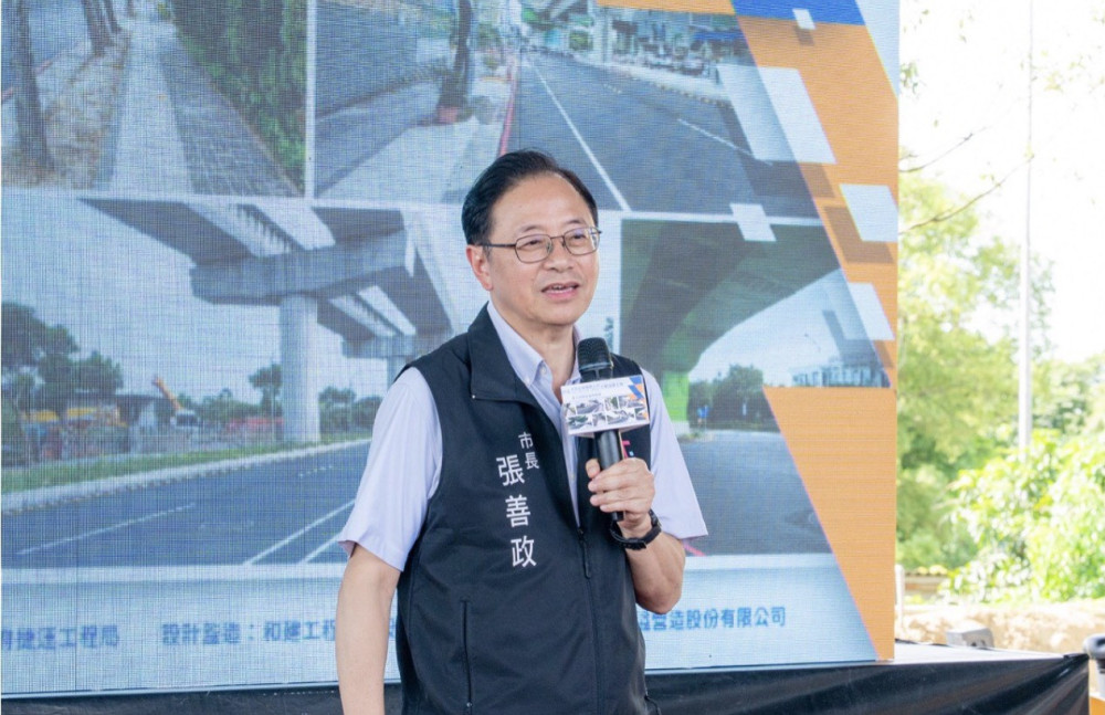 桃園捷運沿線首條人行示範道路完工　張善政：持續完善人本交通建設