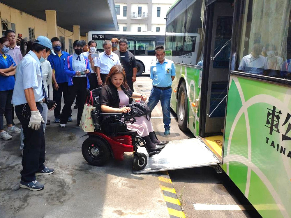 精進公車服務品質 臺南辦訓結合無障礙實務與性平教育