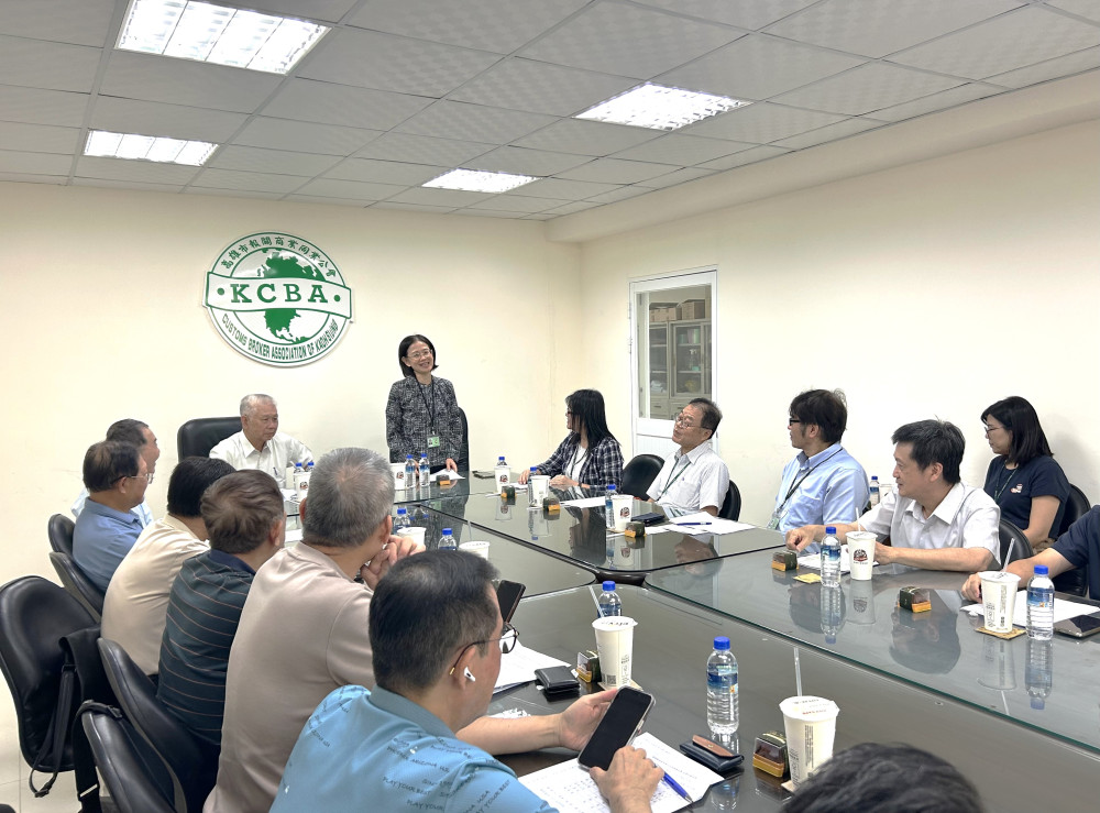 攜手報關公會面對面交流！高雄關推動「無紙化」通關創效率新高