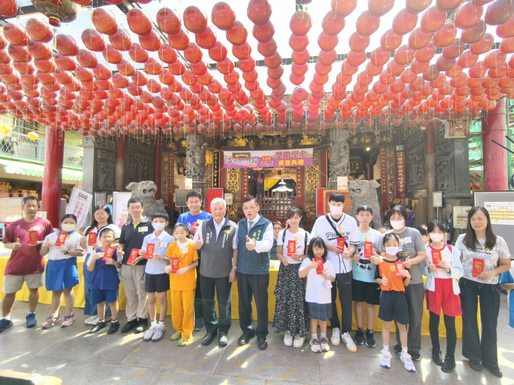 台灣首廟天壇32年助學不間斷　今年投入407萬元照顧868名學子