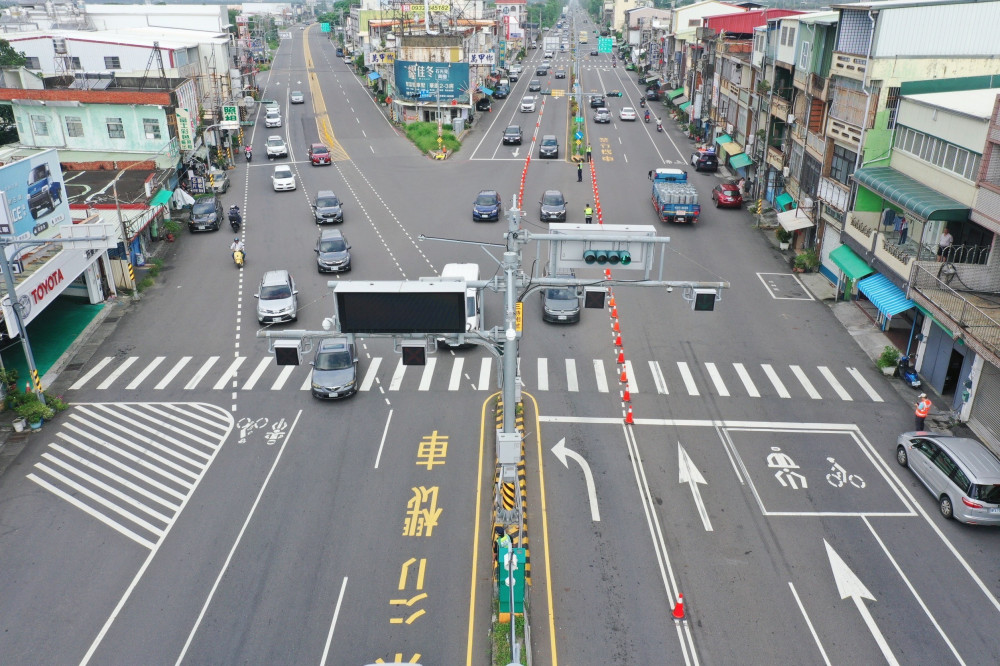 中秋連假臺1線、臺9線迎車潮　枋寮警空拍監控、快速疏導同步上陣