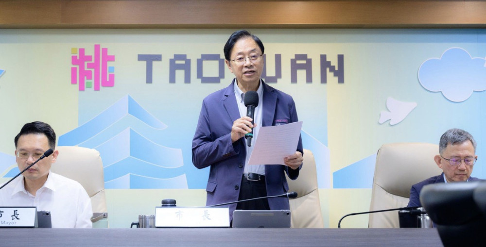 張善政宣布桃園116學年度調升國中小教師員額　高中以下導師每週減授課1節