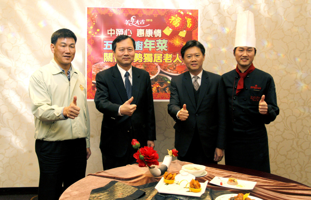  月餅化作孩子球衣！   福華前董事長廖國宏55歲辭世   多年公益善念留人間