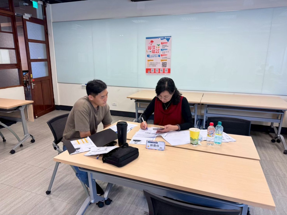 攝影助理變身設備工程師！中彰投分署助待業者成功跨進科技業
